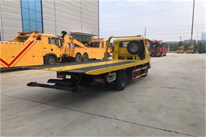 喀喇沁旗非事故拖车